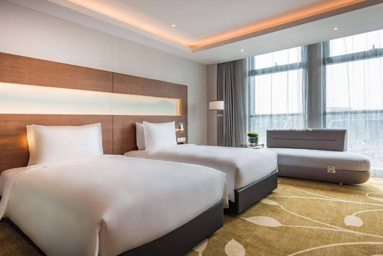 Novotel Shanghai Hongqiao Екстериор снимка
