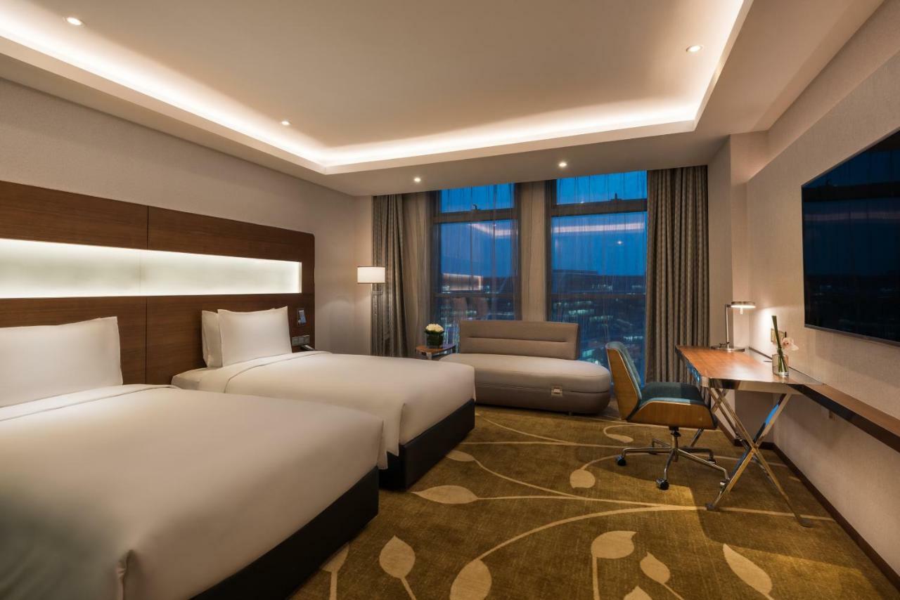 Novotel Shanghai Hongqiao Екстериор снимка
